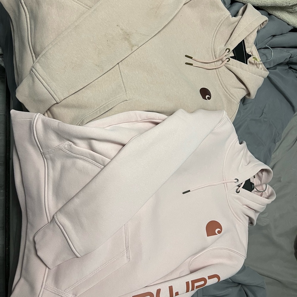2 carhartt sweatshirts